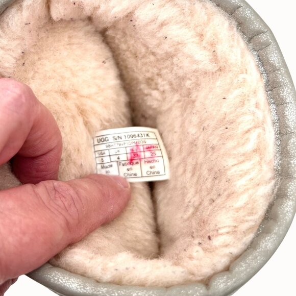 UGG SILVER METALLIC GLITTER PATCHWORK SHORT BOOTS - 5 - Picture 6 of 6